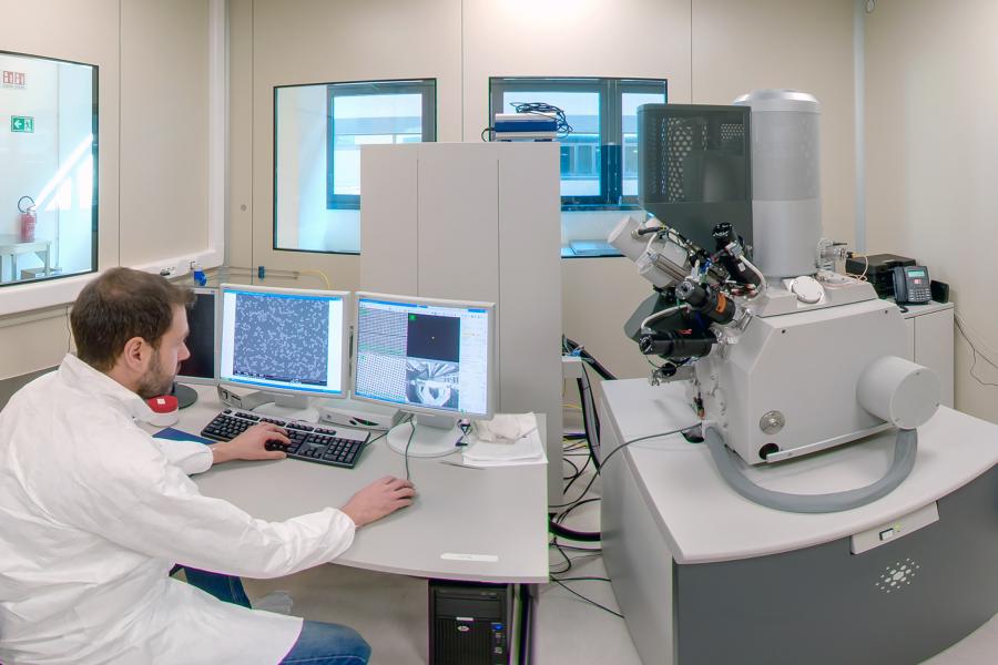 Nanobiotechnology research laboratory
