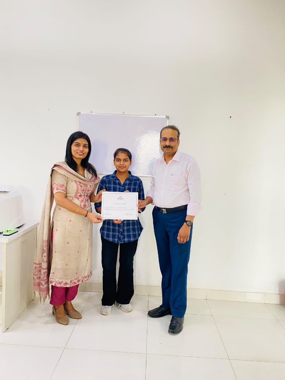 Trainee with mentors